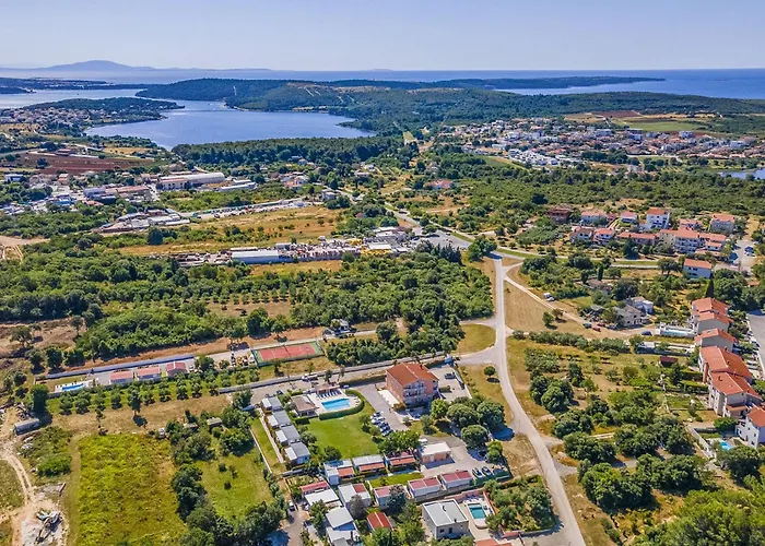 Prázdninový dům Mobile Superior-11 By Interhome Pula