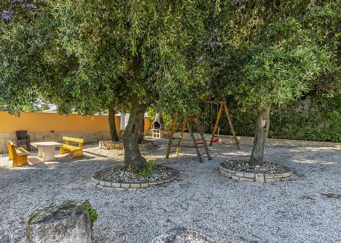 Mobile Superior-11 By Interhome Pula